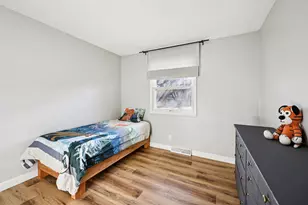 1605 Hillsboro Ave, Golden Valley, MN 55427 - Photo 26