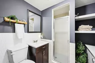 1605 Hillsboro Ave, Golden Valley, MN 55427 - Photo 28