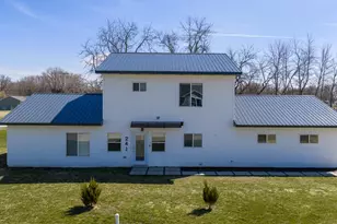 241 Pleasant St, Dexter, MN 55926 - Photo 28