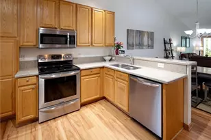 13877 Ventura Pl, Savage, MN 55378 - Photo 6