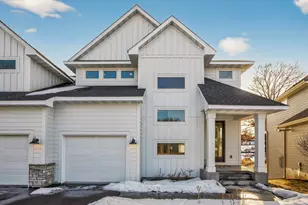 2388 Laurie Ct, Roseville, MN 55113 - Photo 80