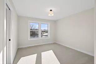 2388 Laurie Ct, Roseville, MN 55113 - Photo 36