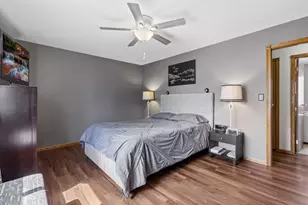 24963 Fallbrook Ave, Forest Lake, MN 55025 - Photo 16