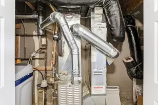 5206 Scott Trail, Robbinsdale, MN 55422 - Photo 36