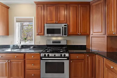 9677 Jonathan Lane, Eden Prairie, MN 55347 - Photo 2