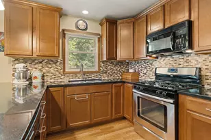 1581 SW 28th St, Owatonna, MN 55060 - Photo 8