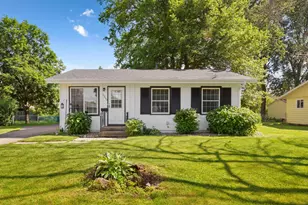 1213 Home Pl, Faribault, MN 55021 - Photo 1