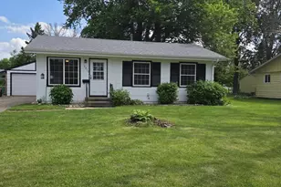 1213 Home Pl, Faribault, MN 55021 - Photo 1