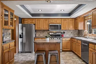 9769 Kirkwood Ln N, Maple Grove, MN 55369 - Photo 12