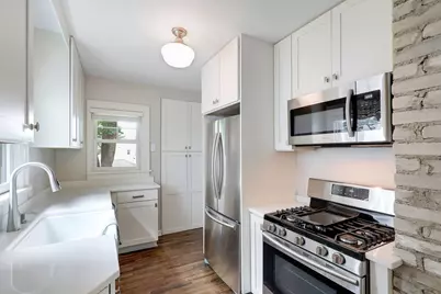 5248 Beard Avenue S, Minneapolis, MN 55410 - Photo 6