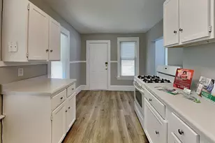 4042 Clinton Ave, Minneapolis, MN 55409 - Photo 6