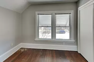 4042 Clinton Ave, Minneapolis, MN 55409 - Photo 12