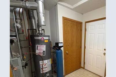 6811 York Place N #4, Brooklyn Center, MN 55429 - Photo 22