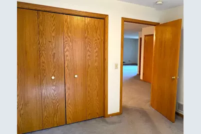 6811 York Place N #4, Brooklyn Center, MN 55429 - Photo 8