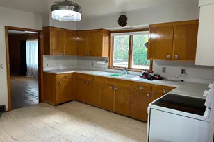 101 N Fayal Ave, Eveleth, MN 55734 - Photo 8