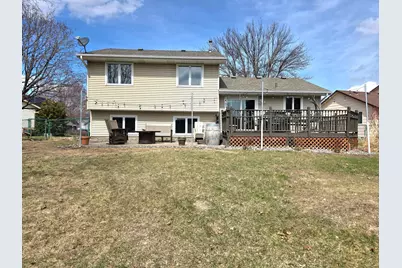 9243 Queens Gardens N, Brooklyn Park, MN 55443 - Photo 44