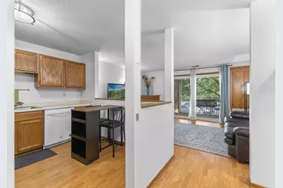 1225 Ferndale Street N #B9, Maplewood, MN 55119 - Photo 12