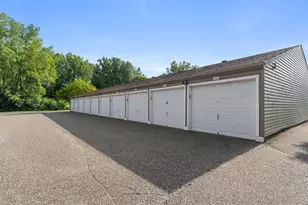 1225 Ferndale St N, Maplewood, MN 55119 - Photo 28