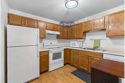 1225 Ferndale Street N #B9, Maplewood, MN 55119 - Photo 8