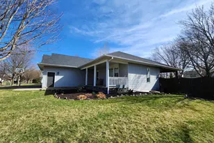 905 4th Ave SE, Pipestone, MN 56164 - Photo 4