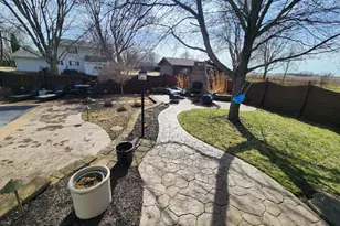 905 4th Ave SE, Pipestone, MN 56164 - Photo 8