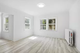 949 Conway St, Saint Paul, MN 55106 - Photo 10