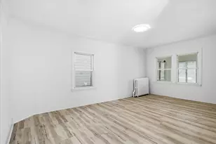 949 Conway St, Saint Paul, MN 55106 - Photo 8