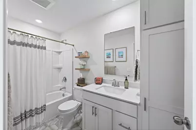 5251 Long Pointe Pass, Woodbury, MN 55129 - Photo 12