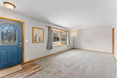 8701 Russell Avenue S, Bloomington, MN 55431 - Photo 8