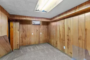 8701 Russell Ave S, Bloomington, MN 55431 - Photo 26