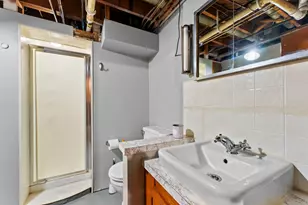 8701 Russell Ave S, Bloomington, MN 55431 - Photo 32