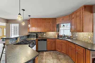 3923 Elmwood Street, Vadnais Heights, MN 55127 - Photo 22