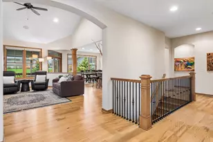 1396 Palisade Path, Woodbury, MN 55129 - Photo 6