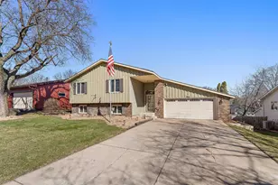 2310 Anthony St, South Saint Paul, MN 55075 - Photo 2