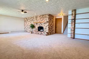 809 W Lake Ave, Worthington, MN 56187 - Photo 34