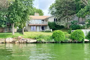 809 W Lake Ave, Worthington, MN 56187 - Photo 1