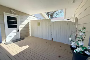 809 W Lake Ave, Worthington, MN 56187 - Photo 6