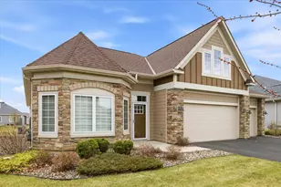 7755 Vincent Dr, Victoria, MN 55386 - Photo 2