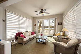 10013 Waterfront Dr, Woodbury, MN 55129 - Photo 16