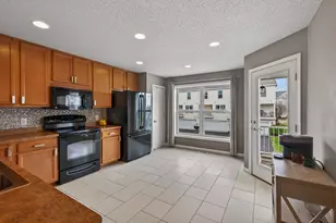 15162 Farnham Ave N, Hugo, MN 55038 - Photo 12