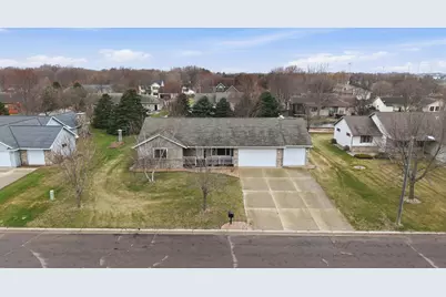 801 Maplewood Avenue, Litchfield, MN 55355 - Photo 32