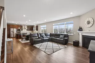 1429 Clover Preserve Ln, Chaska, MN 55318 - Photo 8