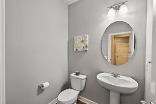 1429 Clover Preserve Ln, Chaska, MN 55318 - Photo 36