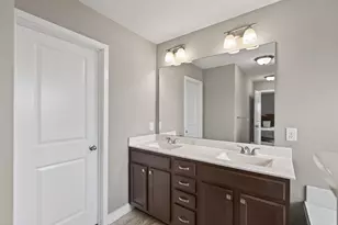 1429 Clover Preserve Ln, Chaska, MN 55318 - Photo 48