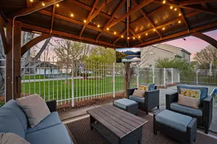 8511 Cedar Ct, Victoria, MN 55386 - Photo 4