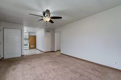117 Jay Street, Le Sueur, MN 56058 - Photo 6