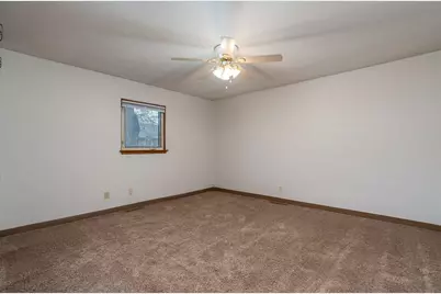 117 Jay Street, Le Sueur, MN 56058 - Photo 10