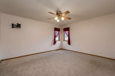 100 Crystal Lane, Mankato, MN 56001 - Photo 22