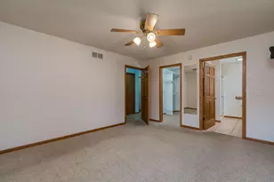100 Crystal Ln, Mankato, MN 56001 - Photo 24