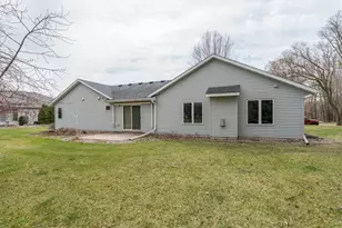 100 Crystal Ln, Mankato, MN 56001 - Photo 36